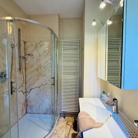 Skyview Peaceful Retreat Near Luxemburg Airport アパート *